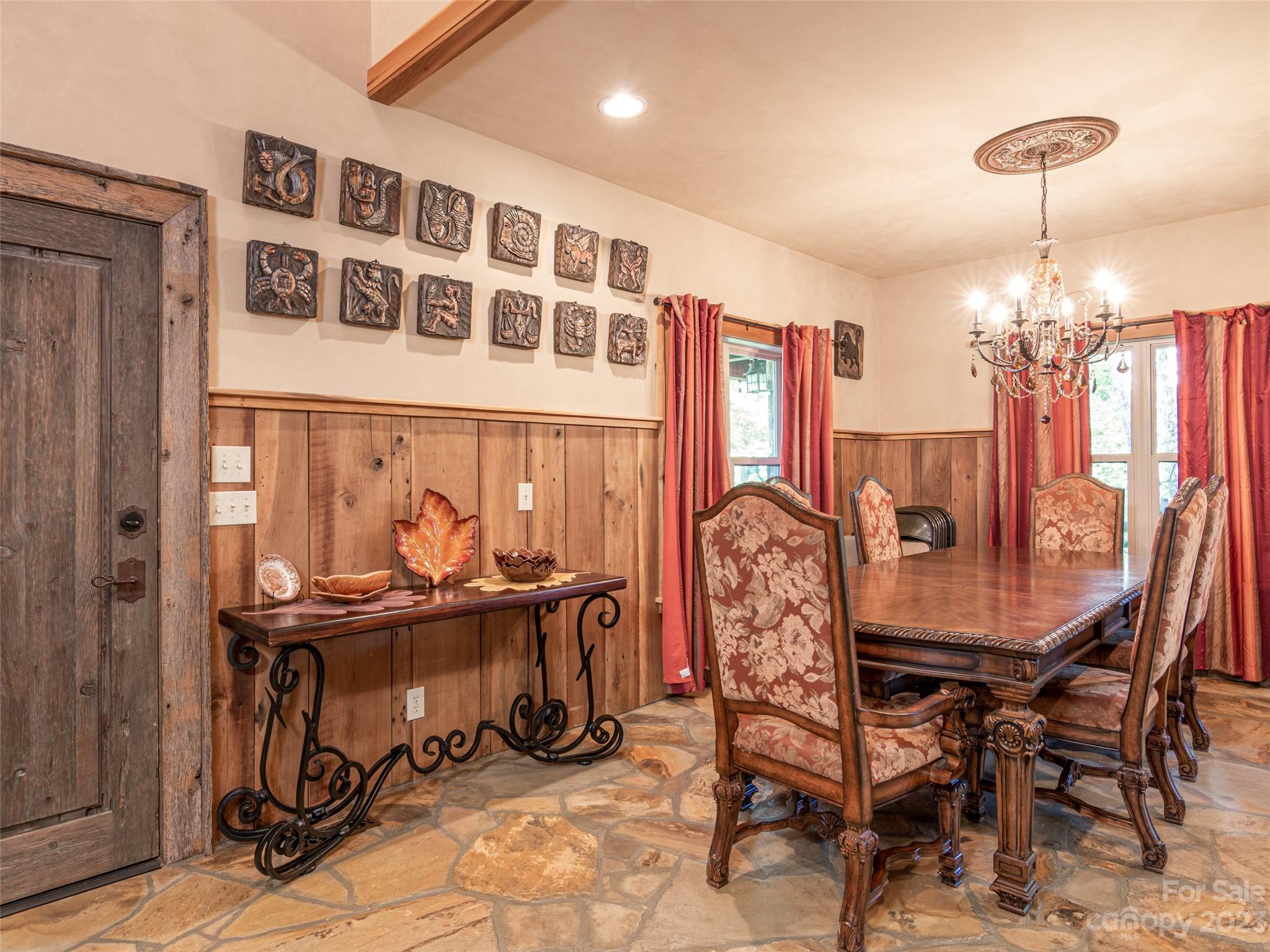 Roundtree Ridge - Residential