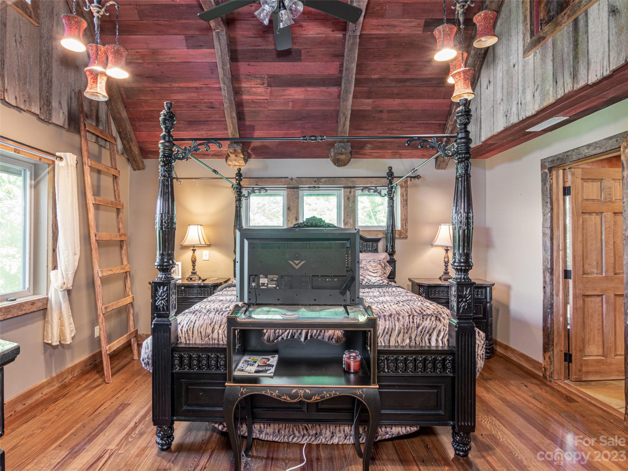 Roundtree Ridge - Residential