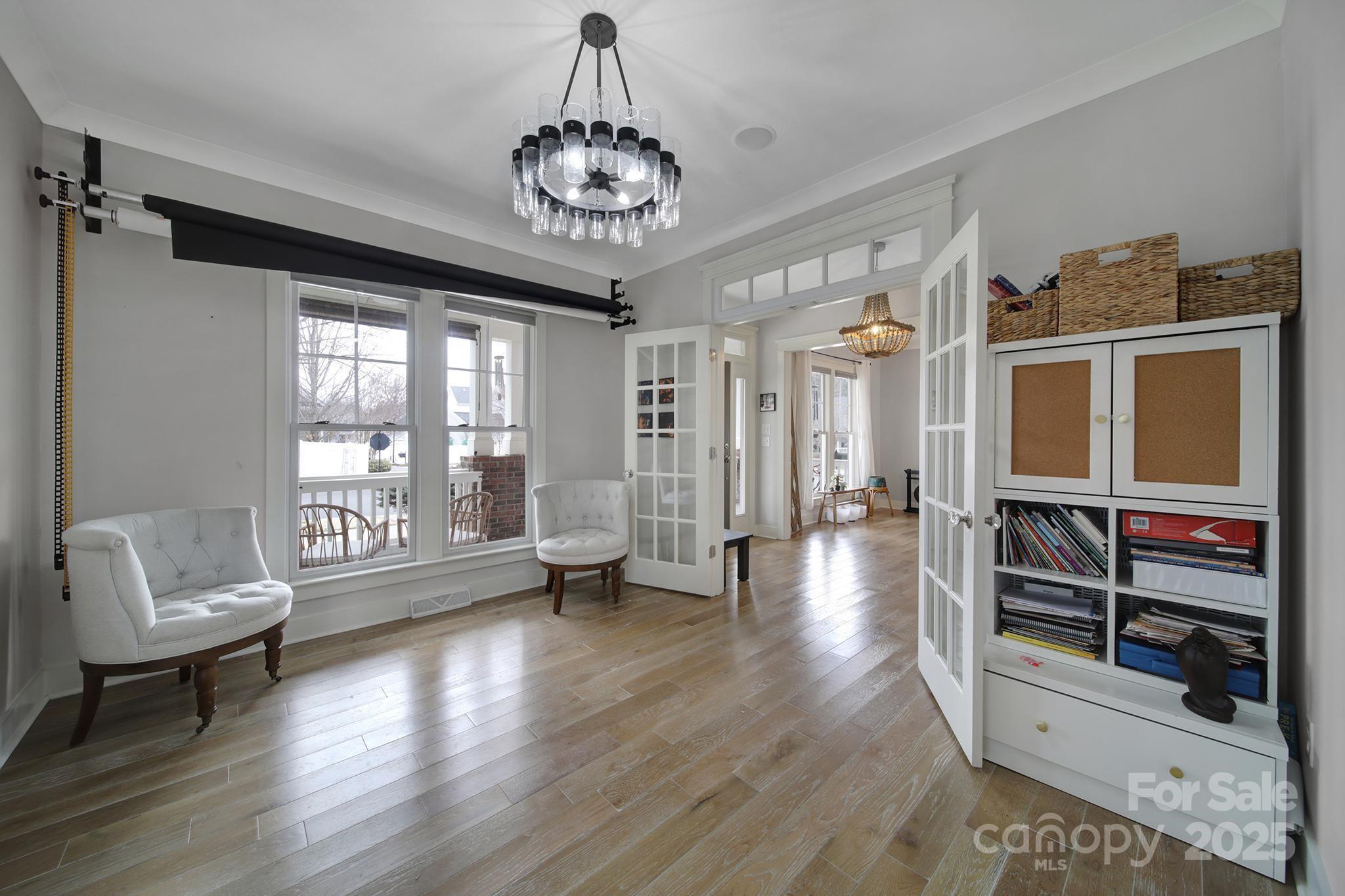 786 Stratford Run Drive