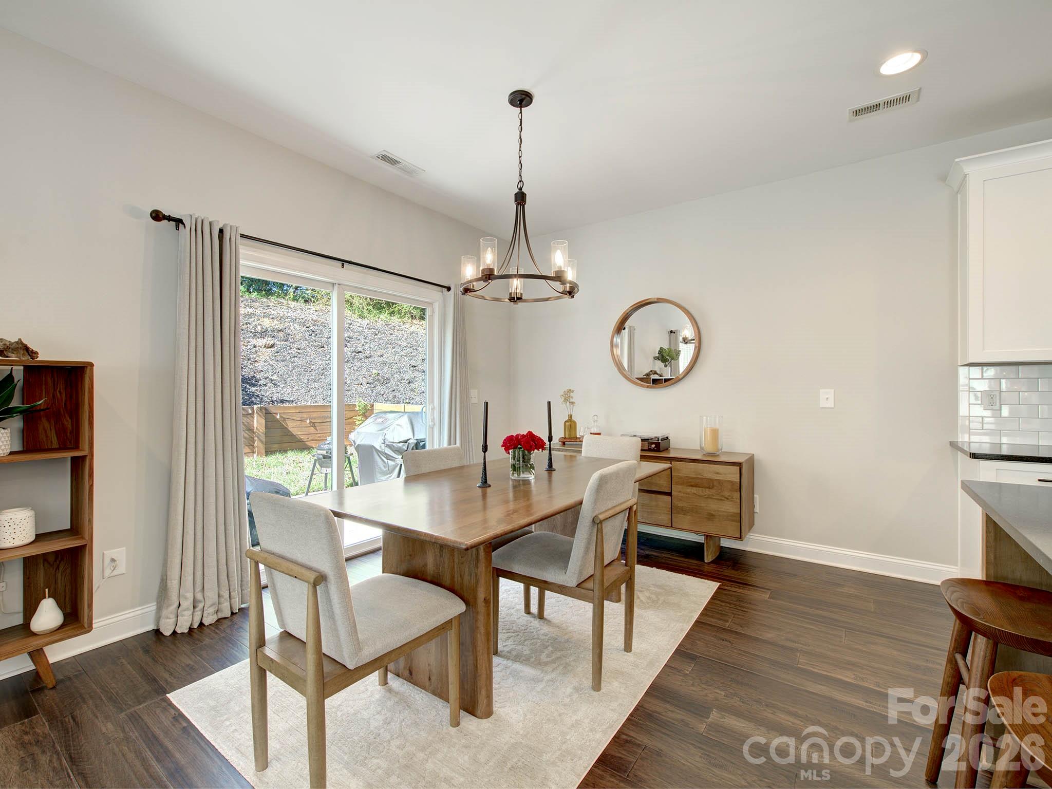 Poplar Cove - Residential