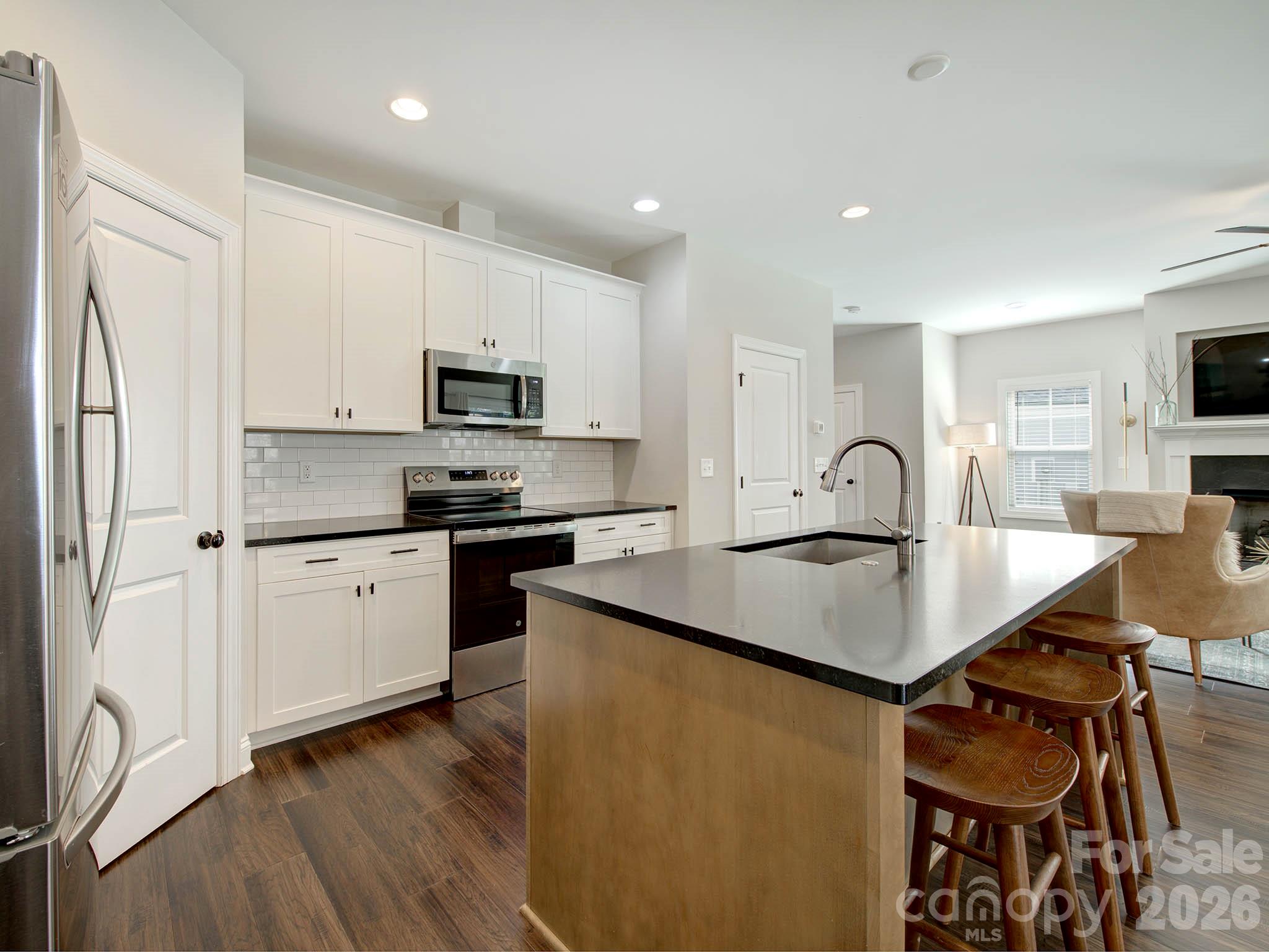 Poplar Cove - Residential