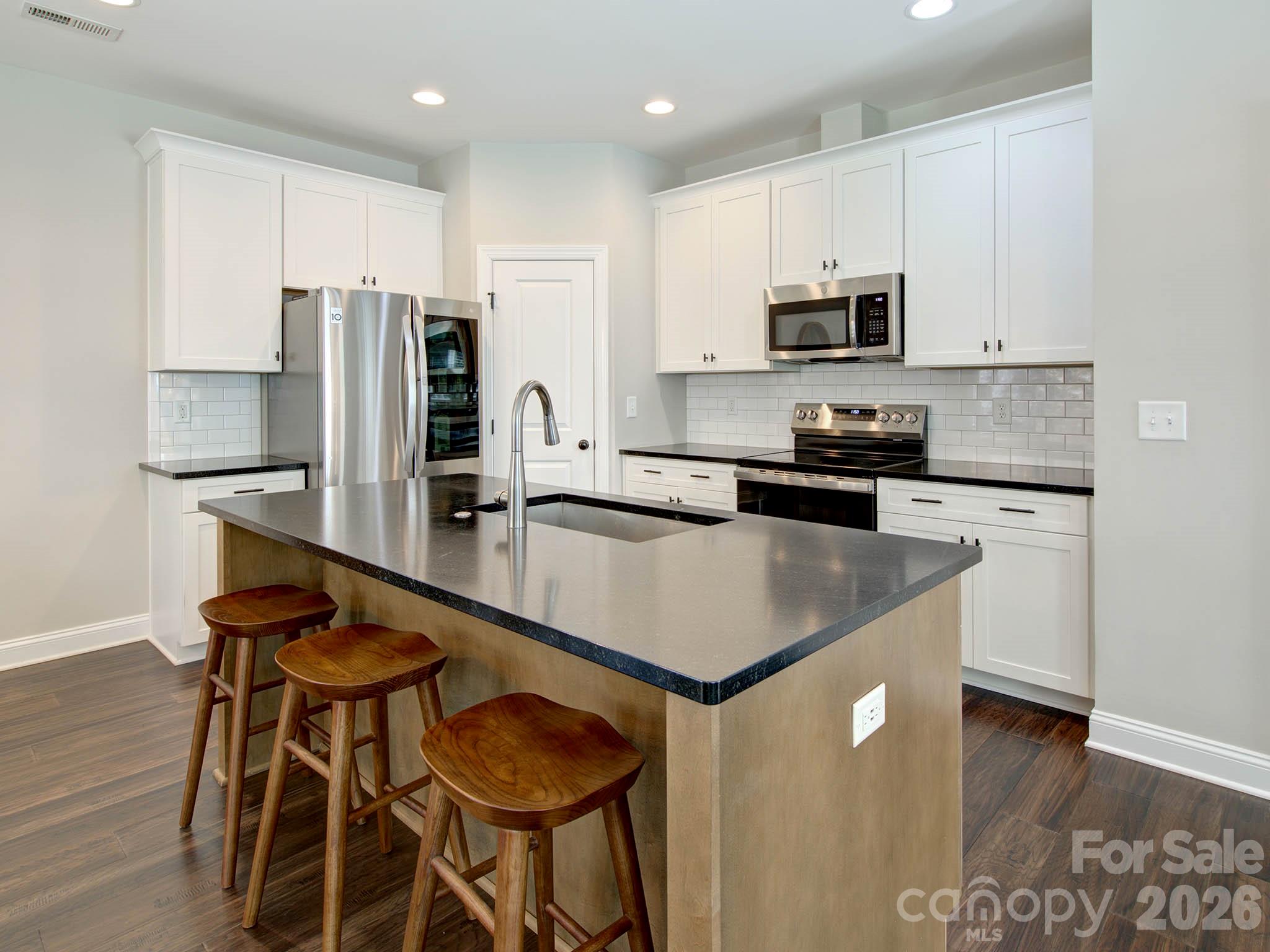 Poplar Cove - Residential