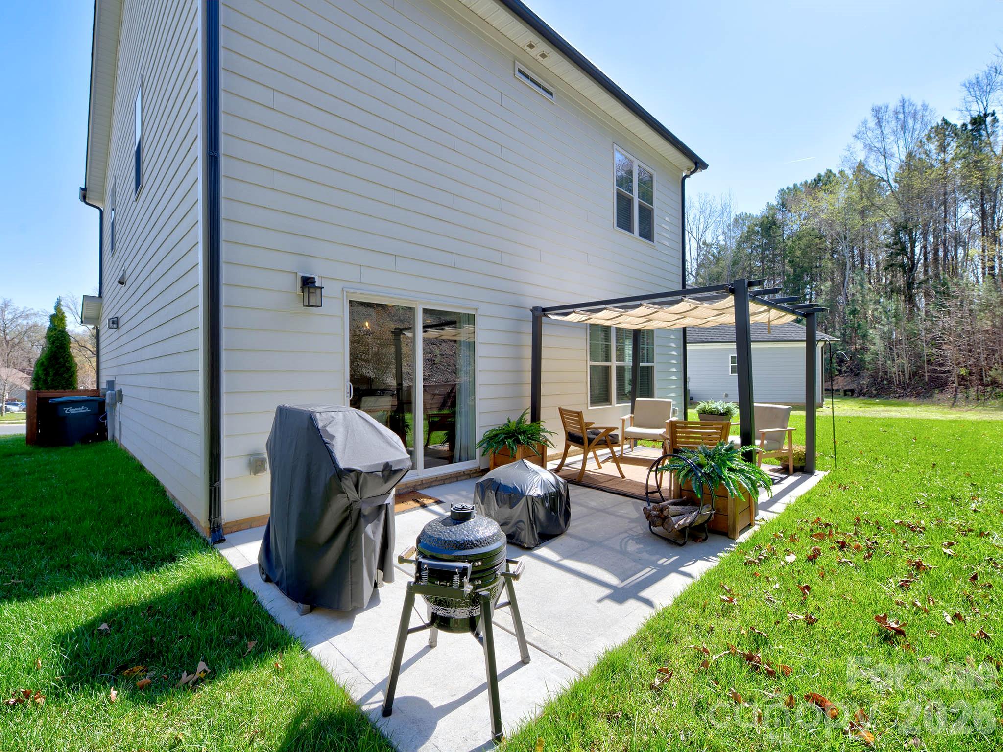 Poplar Cove - Residential