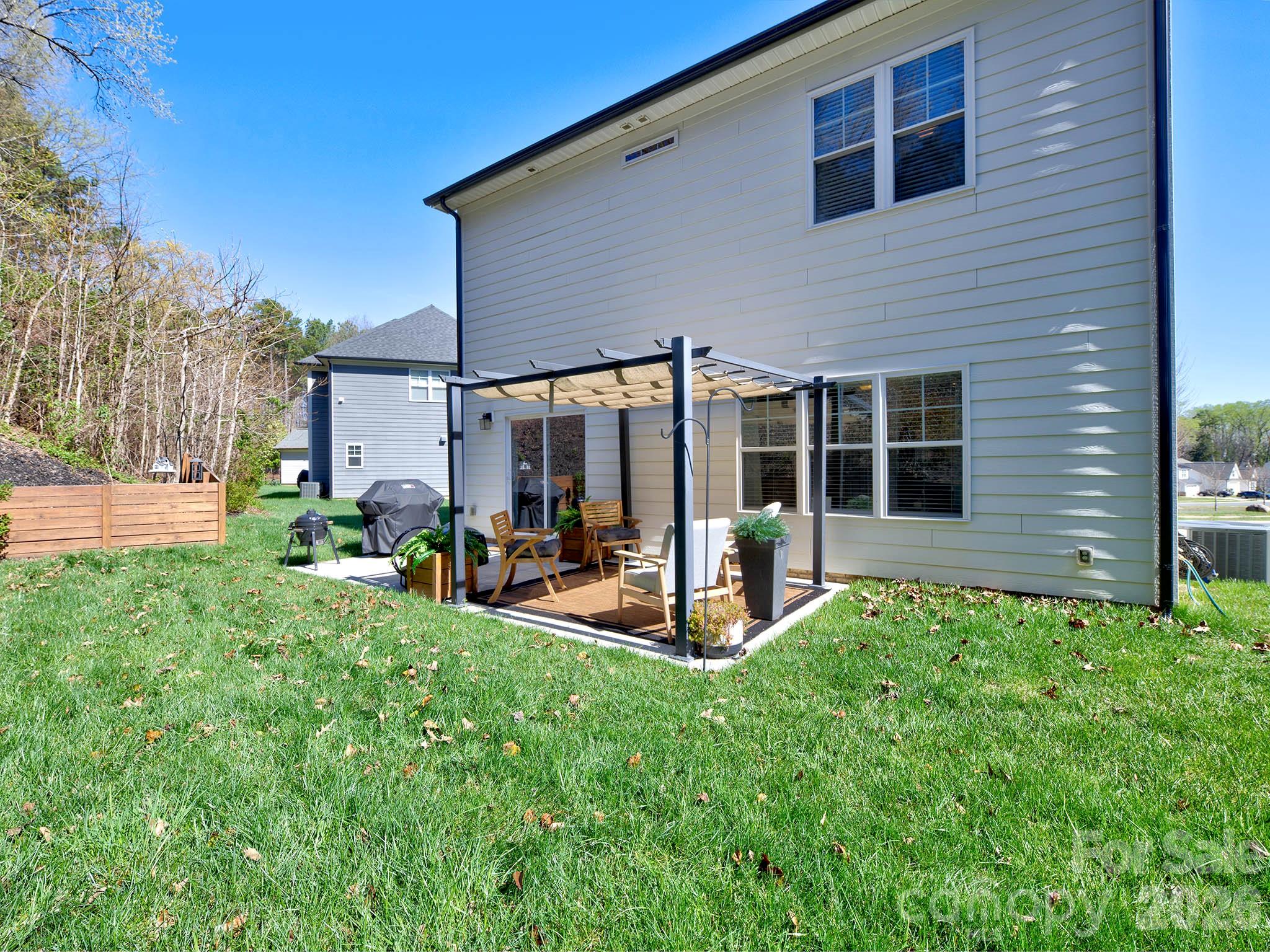 Poplar Cove - Residential