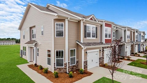 393 Lagoon Road Fletcher NC 28732