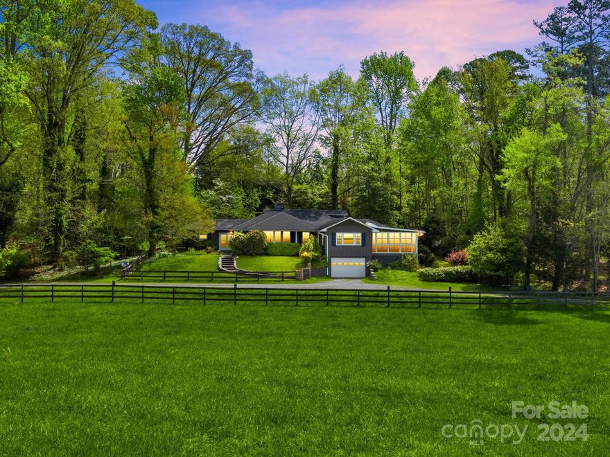 Charming, beautifully maintained cottage style house on a private lane in the foothills of NC. Prime location and just minutes away from all amenities with direct access to riding trails (FETA), and hiking trails (FENCE). Twenty minutes to Tryon International Equestrian Center. Hardwood floors, built in closets, marble countertops, wood burning fireplace, whole house generator, new heat pump, and propane furnace. Separate laundry room and very large sun porch. Utility basement/ storm shelter.
Mature, clean, well drained pasture treated for fire ants. Three stall shed row barn/ loafing shed, plus hay and shaving storage and a Tack closet. Separate training paddock with footing and roomy storage shed. Large shaded dry lot, excellent drainage and access to riding track/Paddock Paradise with run in shed. Convenience, practicality, and beauty all in one package!!