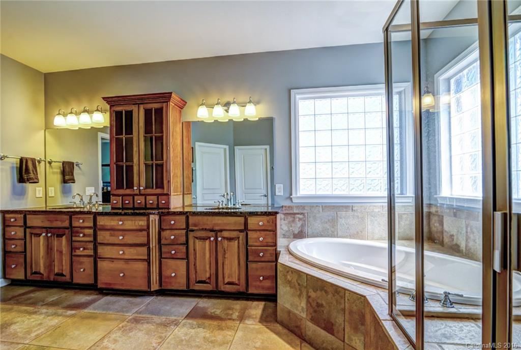 The Chimneys Of Marvin - Residential