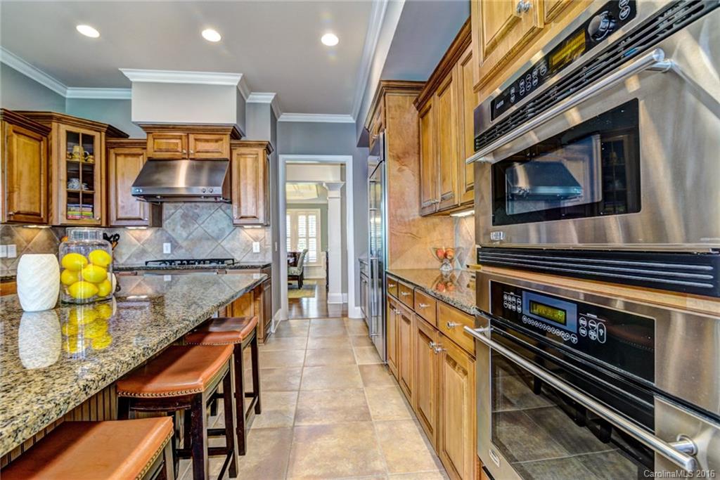 The Chimneys Of Marvin - Residential