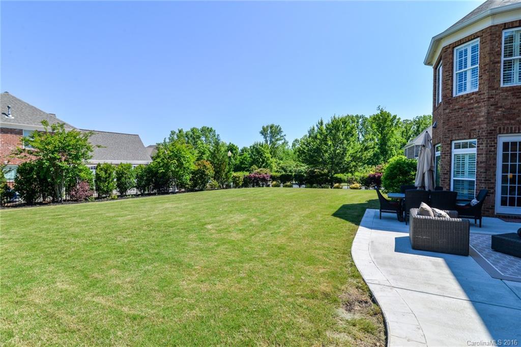 The Chimneys Of Marvin - Residential