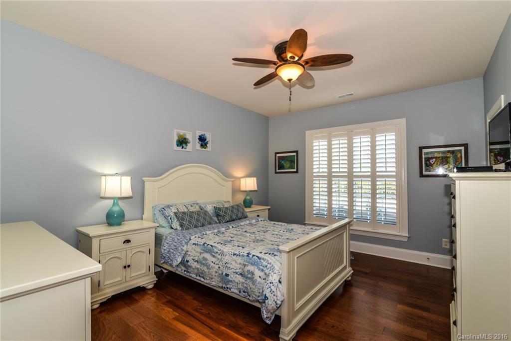 The Chimneys Of Marvin - Residential