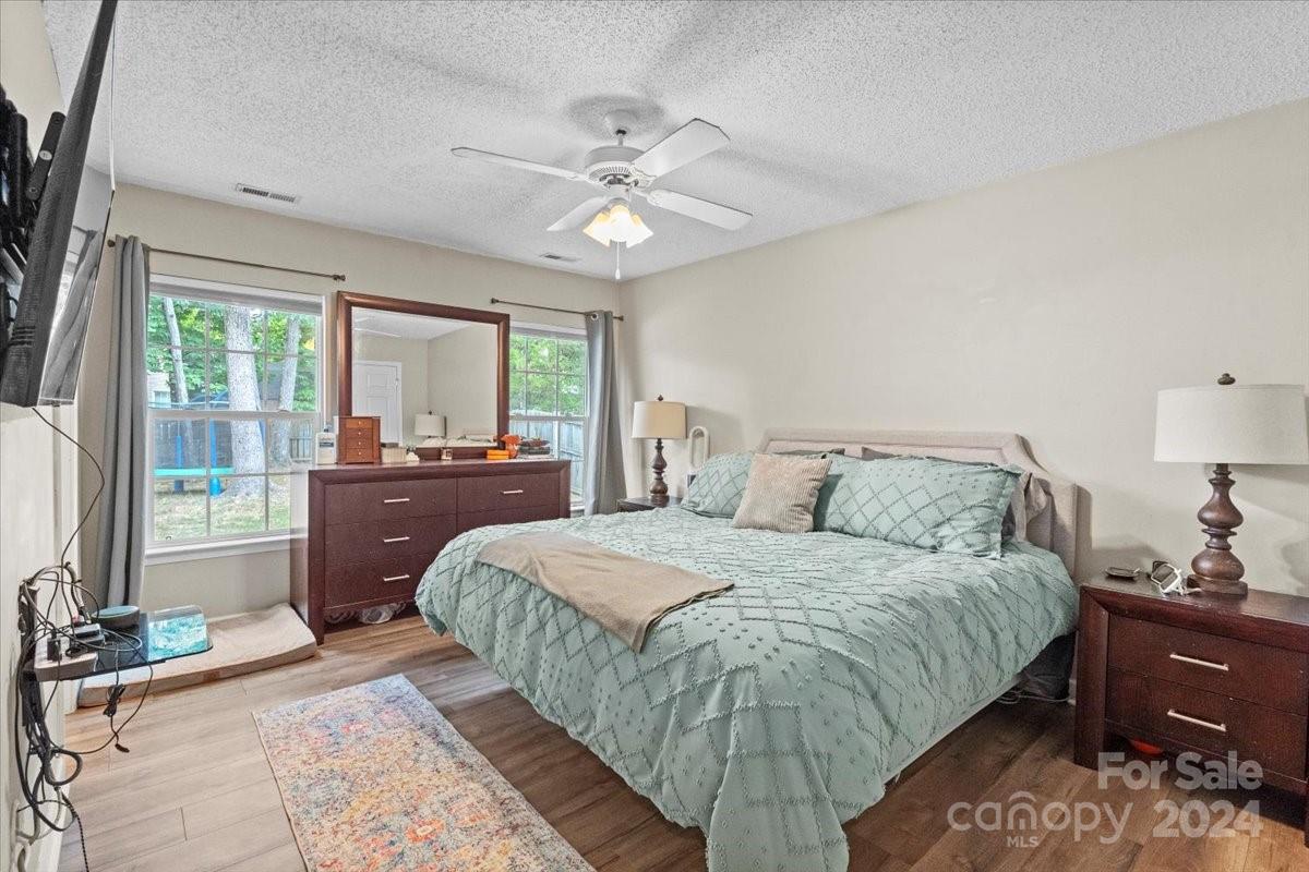 Mallard Pointe - Residential