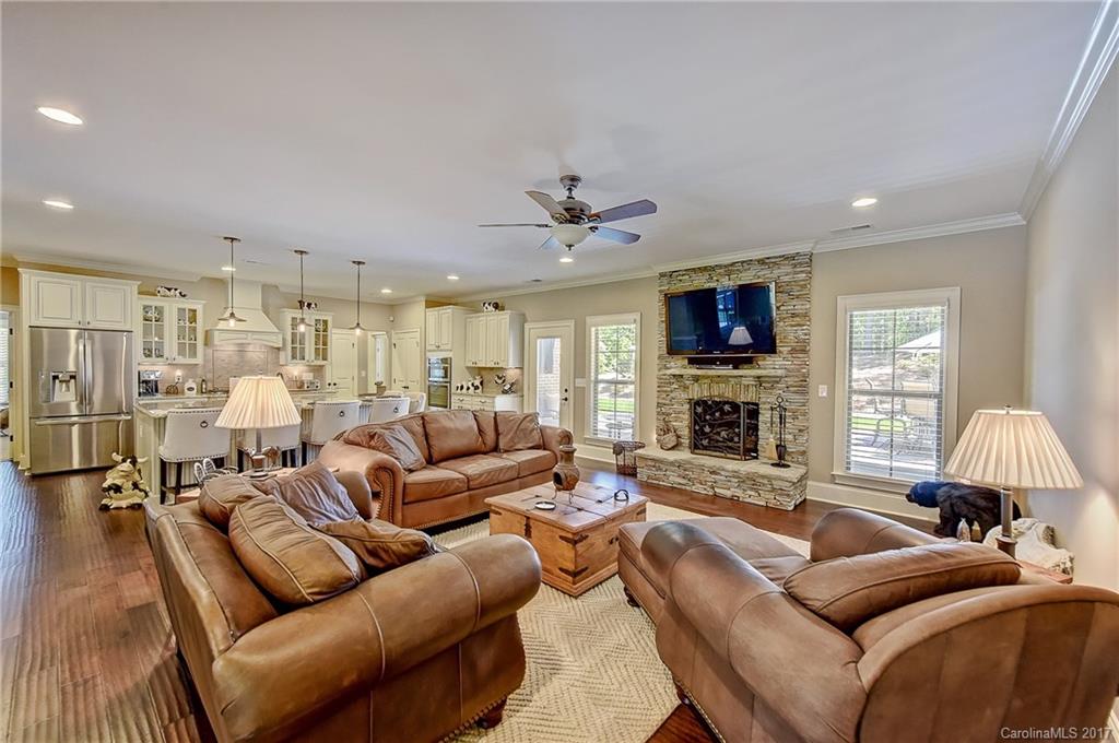 Harbor Oaks - Residential