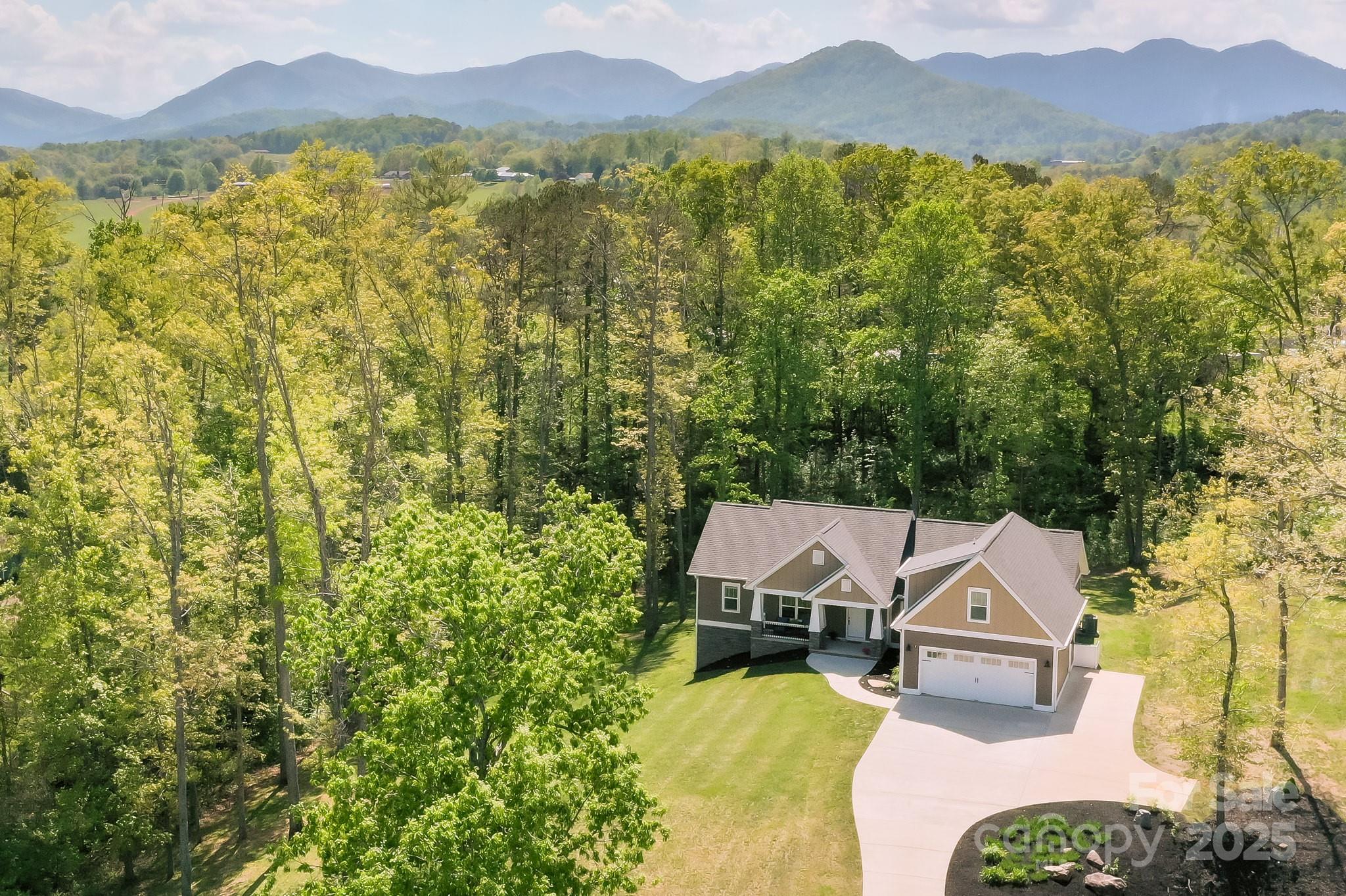 7 Grizzly Drive