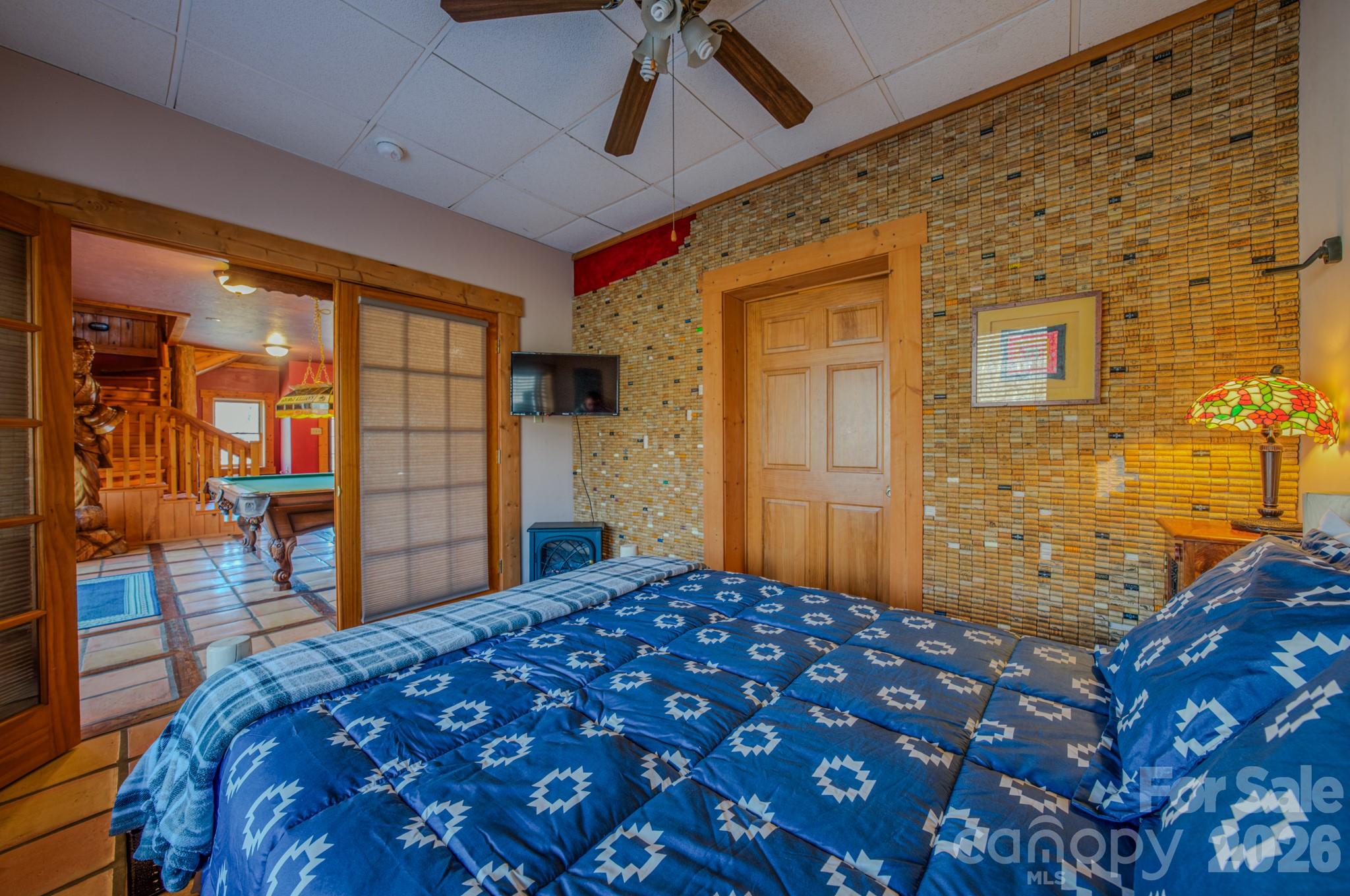 Gateway Mountain - Residential