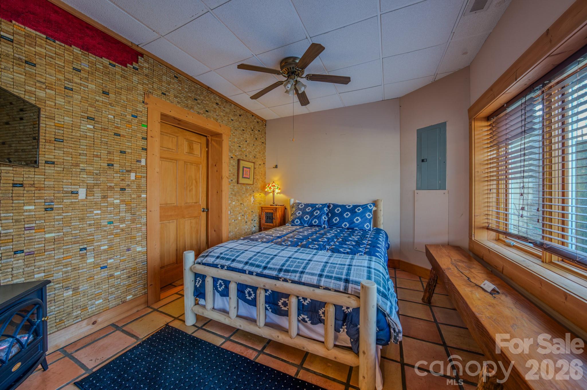 Gateway Mountain - Residential