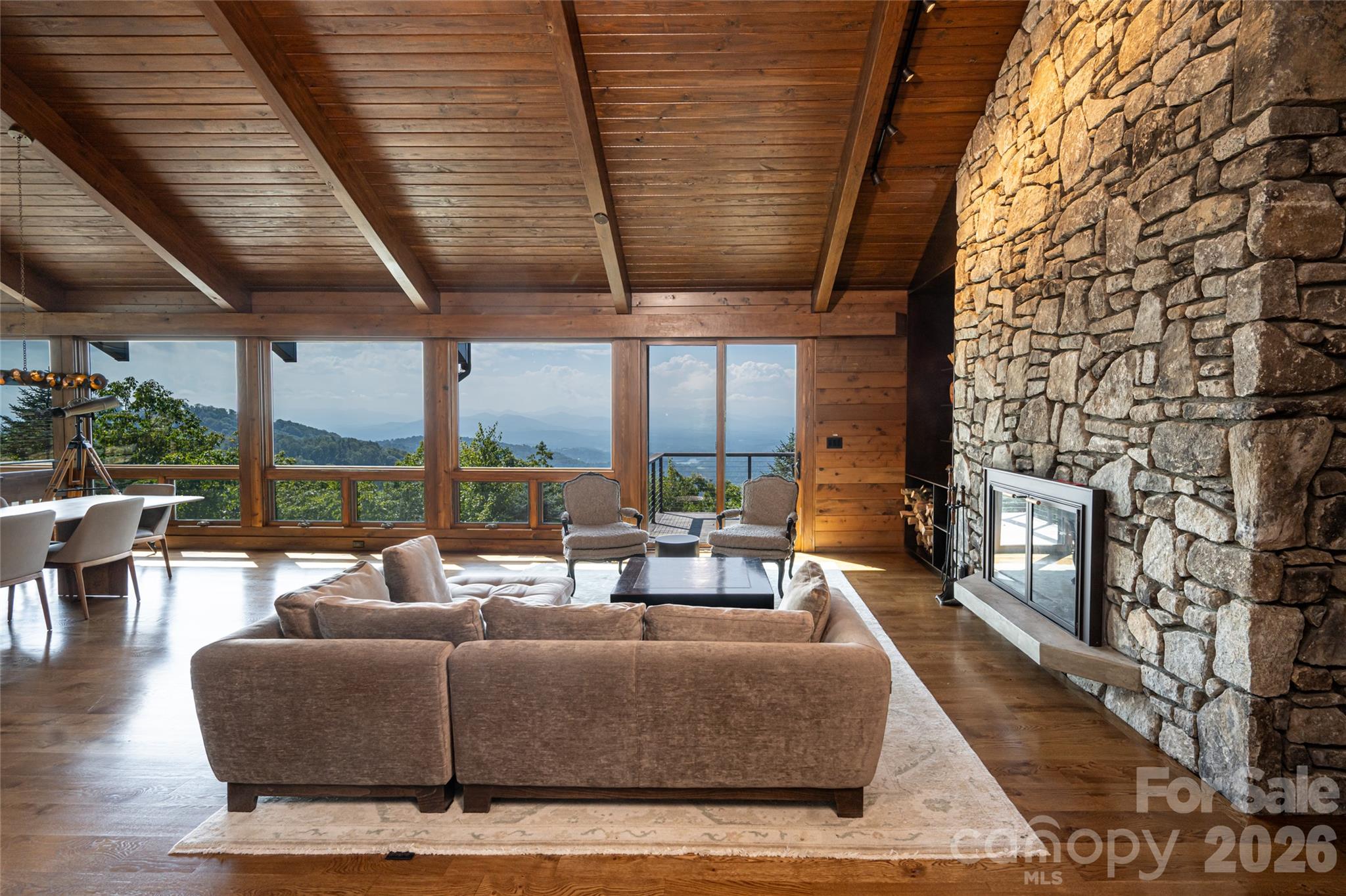 28 Peach Knob Drive