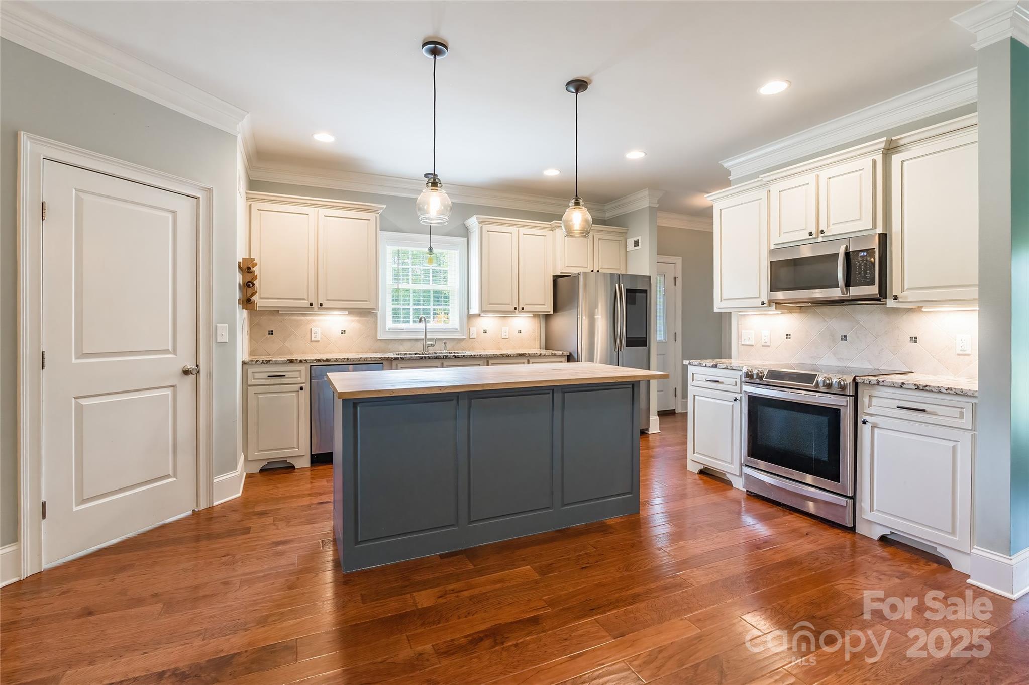 Belwood - Residential