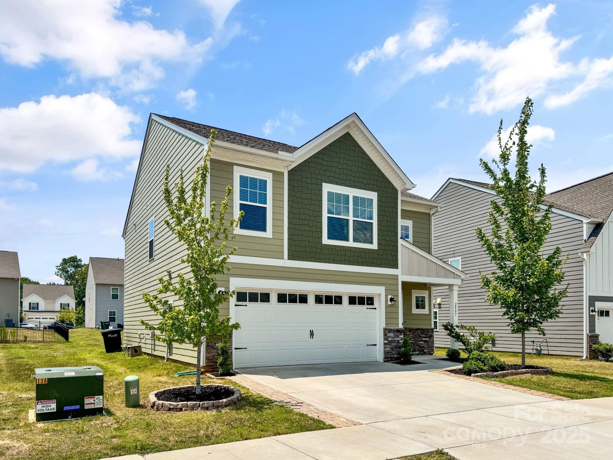 2807 Oldfield Drive
