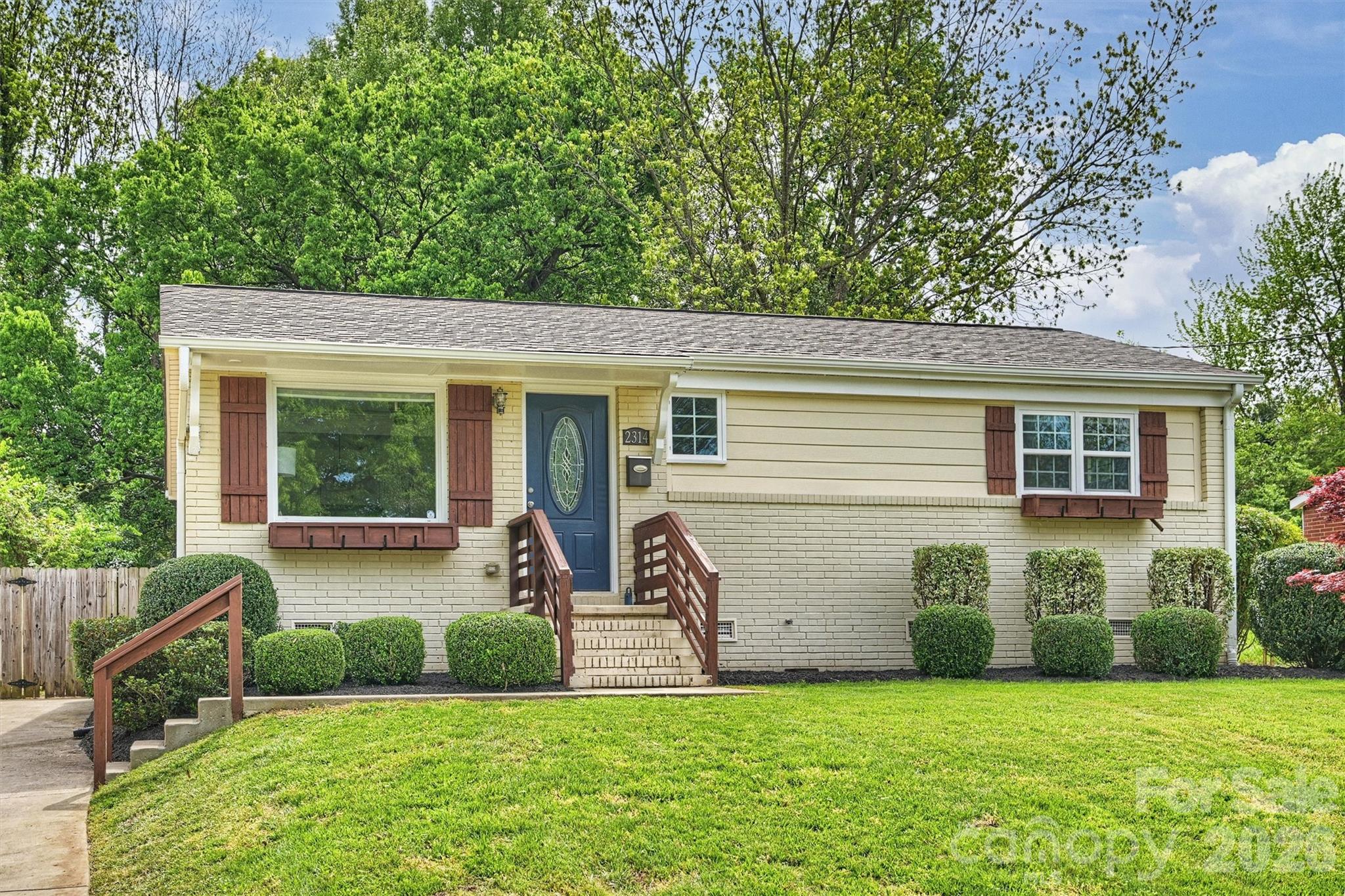 2314 Crestview Drive