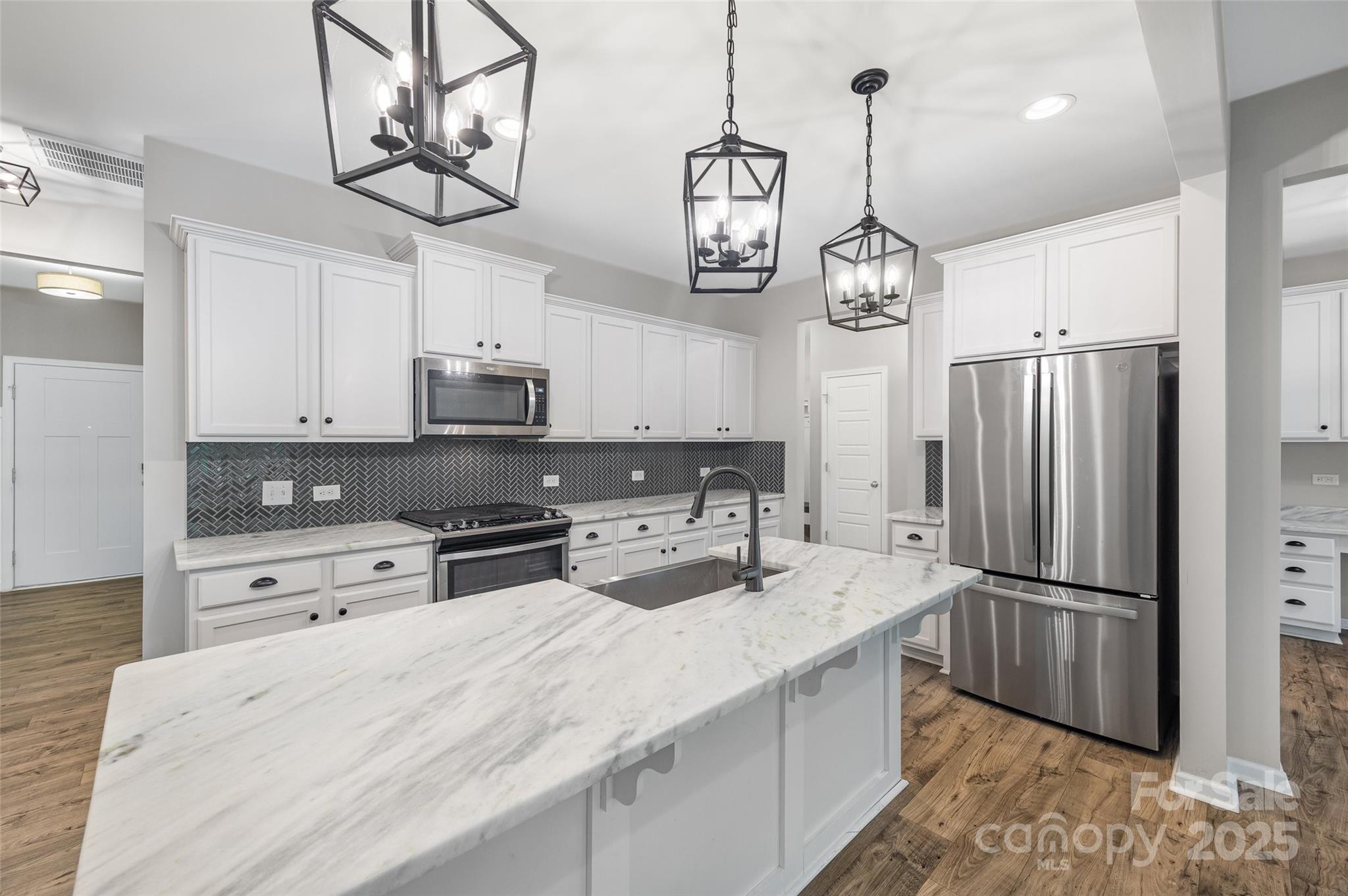 1115 Streamside Lane