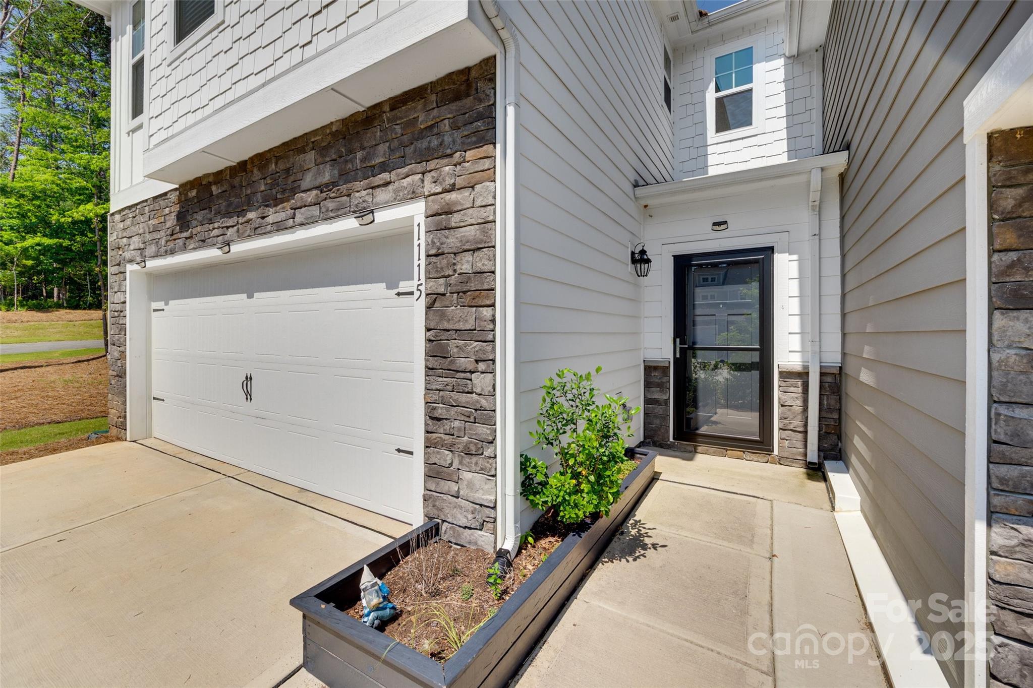 1115 Streamside Lane