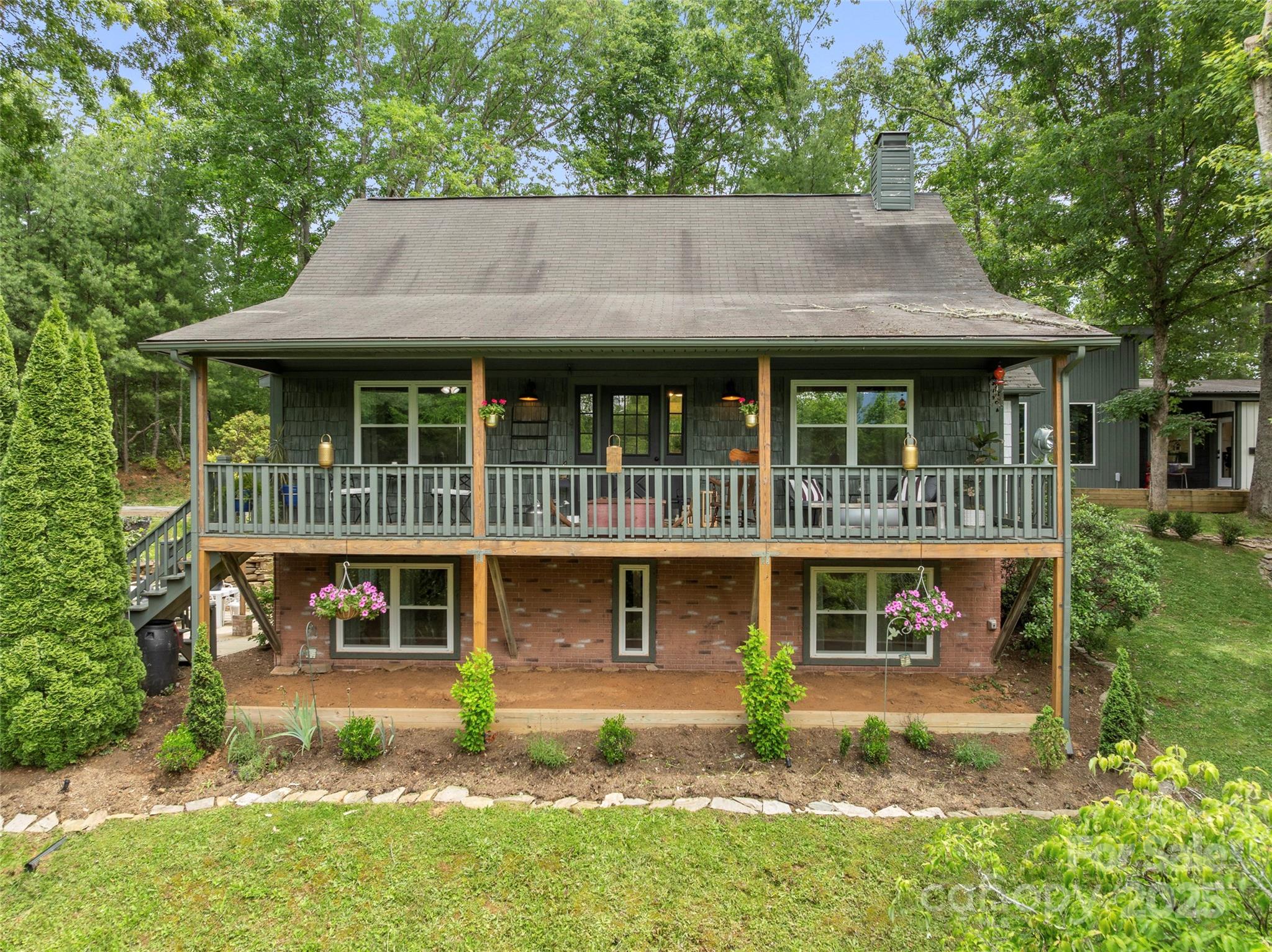 218 Hamlet Drive