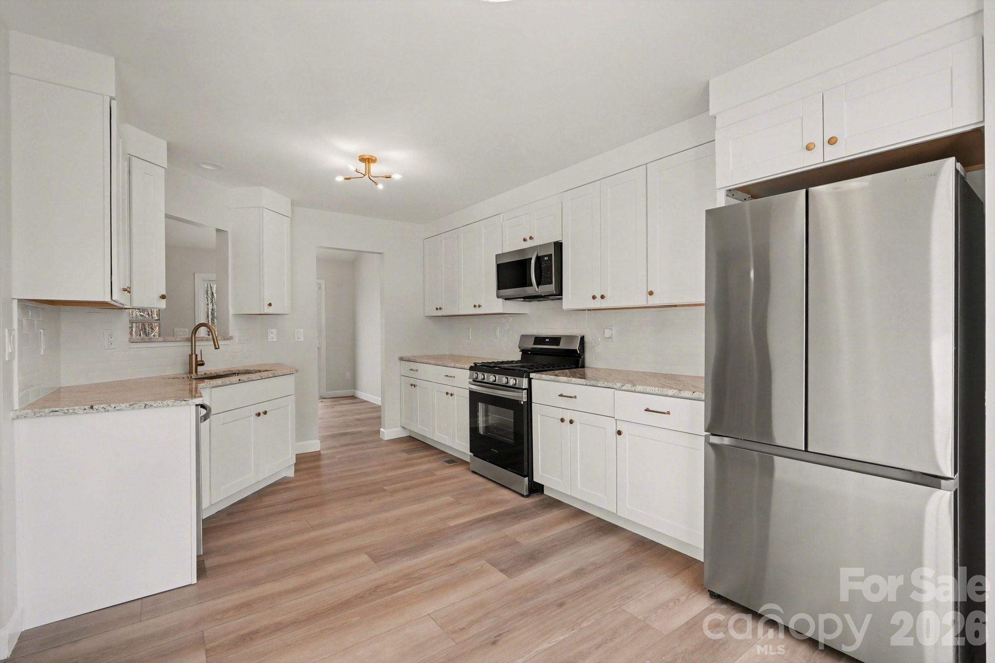 Woodside Falls - Residential