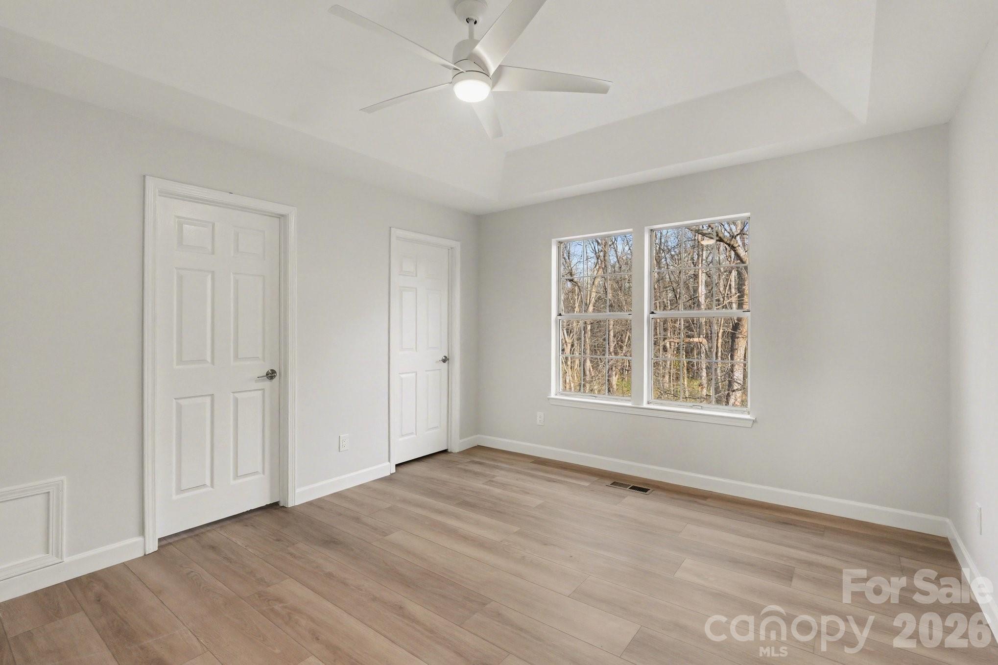 Woodside Falls - Residential