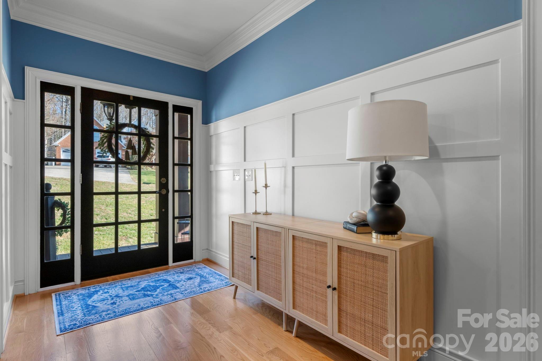 402 Golfview Court SE