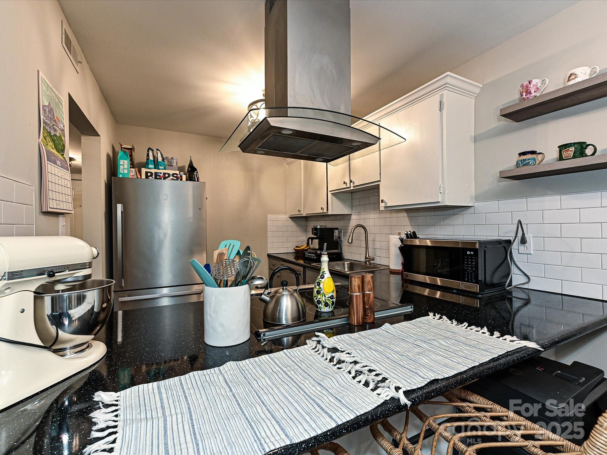 1615 Merry Oaks Road