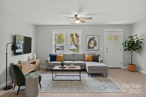 Photo of 816 Miller Street, Gastonia, NC 28052 (MLS # 4297587)
