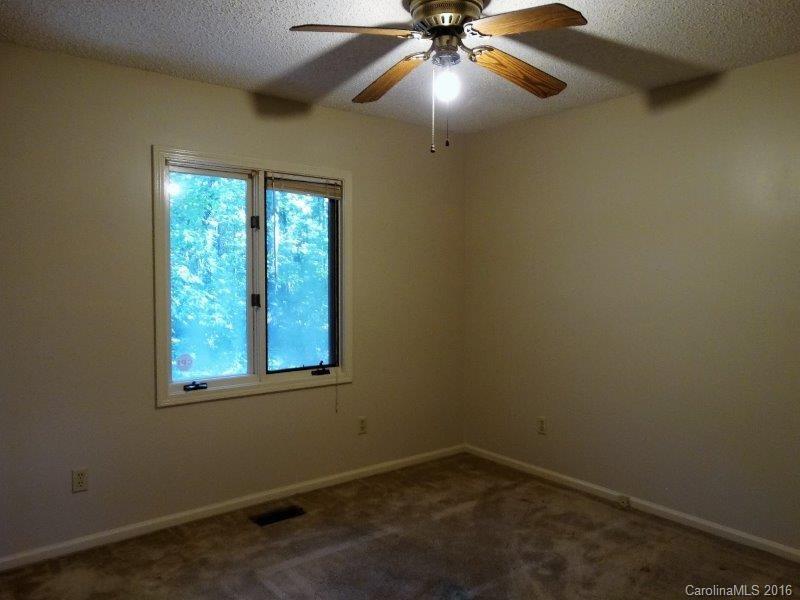 Sandy Pines - Residential