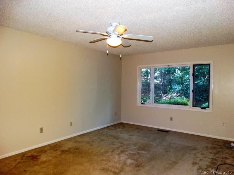 Sandy Pines - Residential