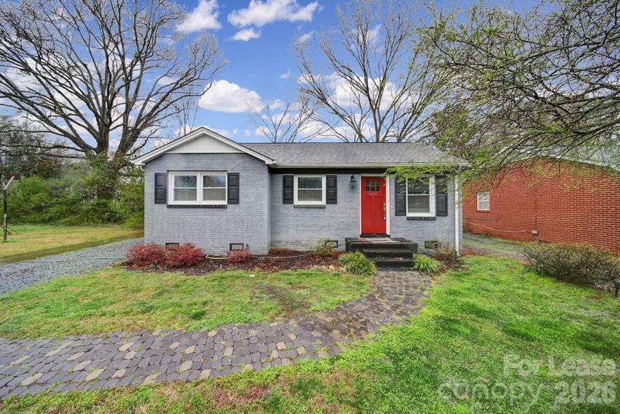 You won't want to miss out on this charming three bed one bath home located within walking distance from downtown Matthews. 

We strive to provide an experience that is cost-effective and convenient. That’s why we provide a Resident Benefits Package (RBP) to address common headaches for our residents. Our program handles pest control, air filter delivery, utility set up, credit building and more at a rate of $40.00/month, added to every property as a required program. More details upon application.