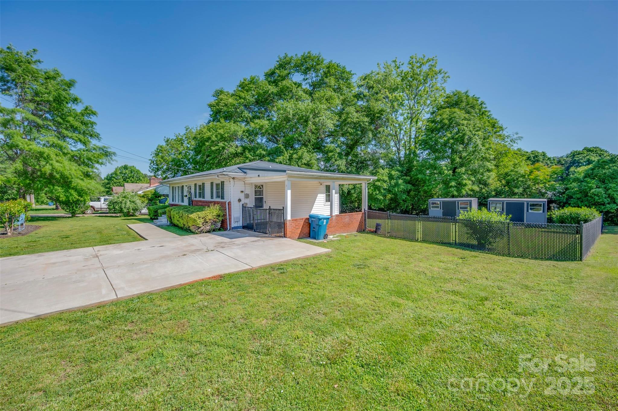 138 Hardin Road