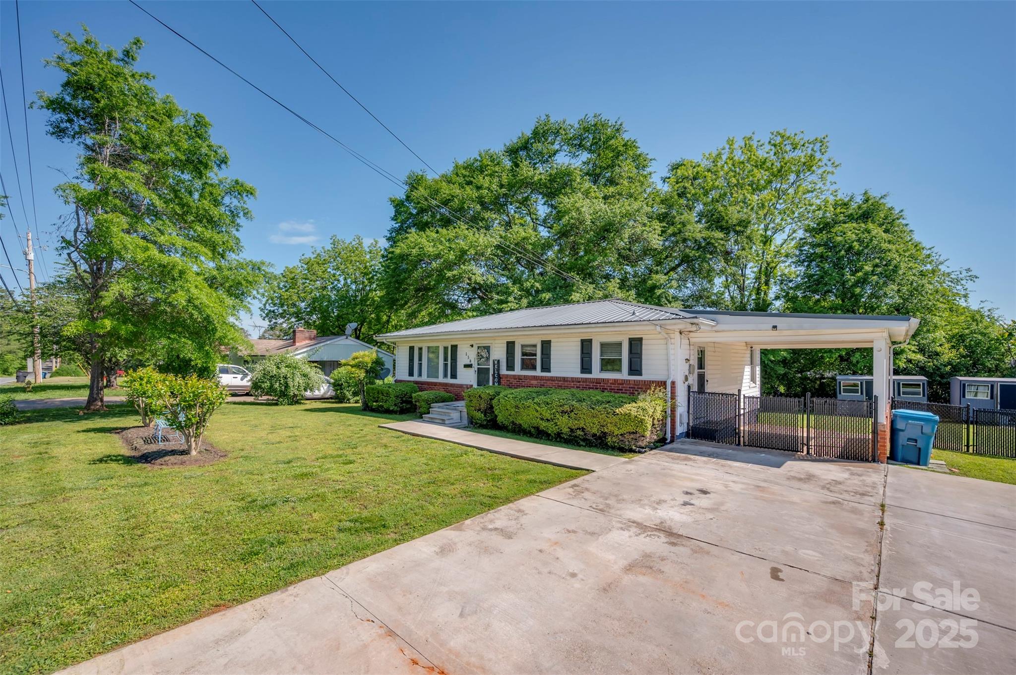 138 Hardin Road
