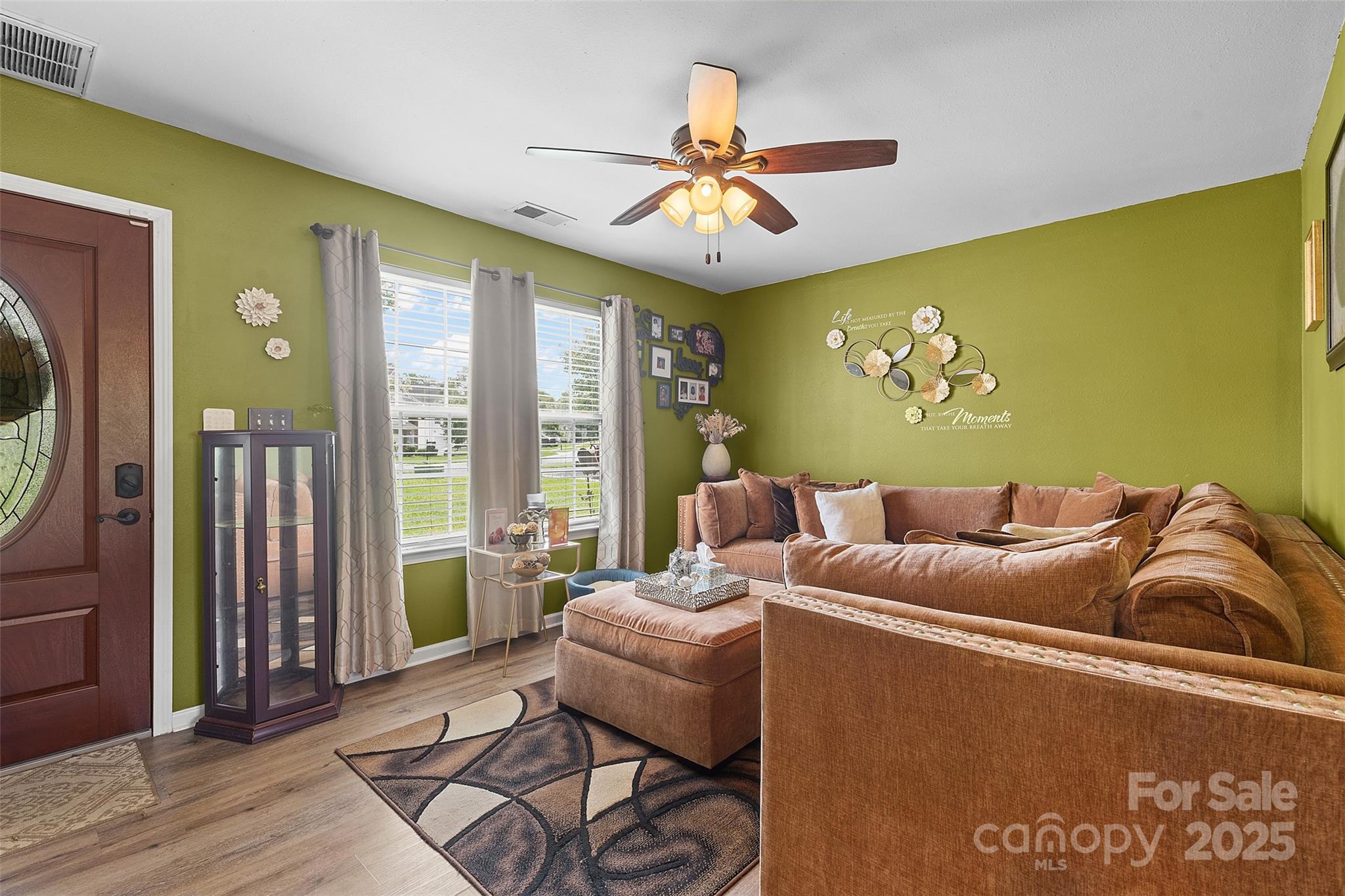 7123 Wandering Creek Drive