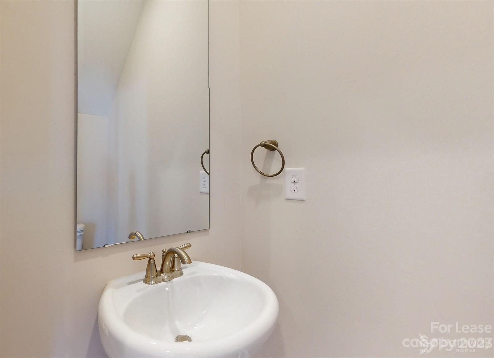 Colonial Crossing - Residential Lease