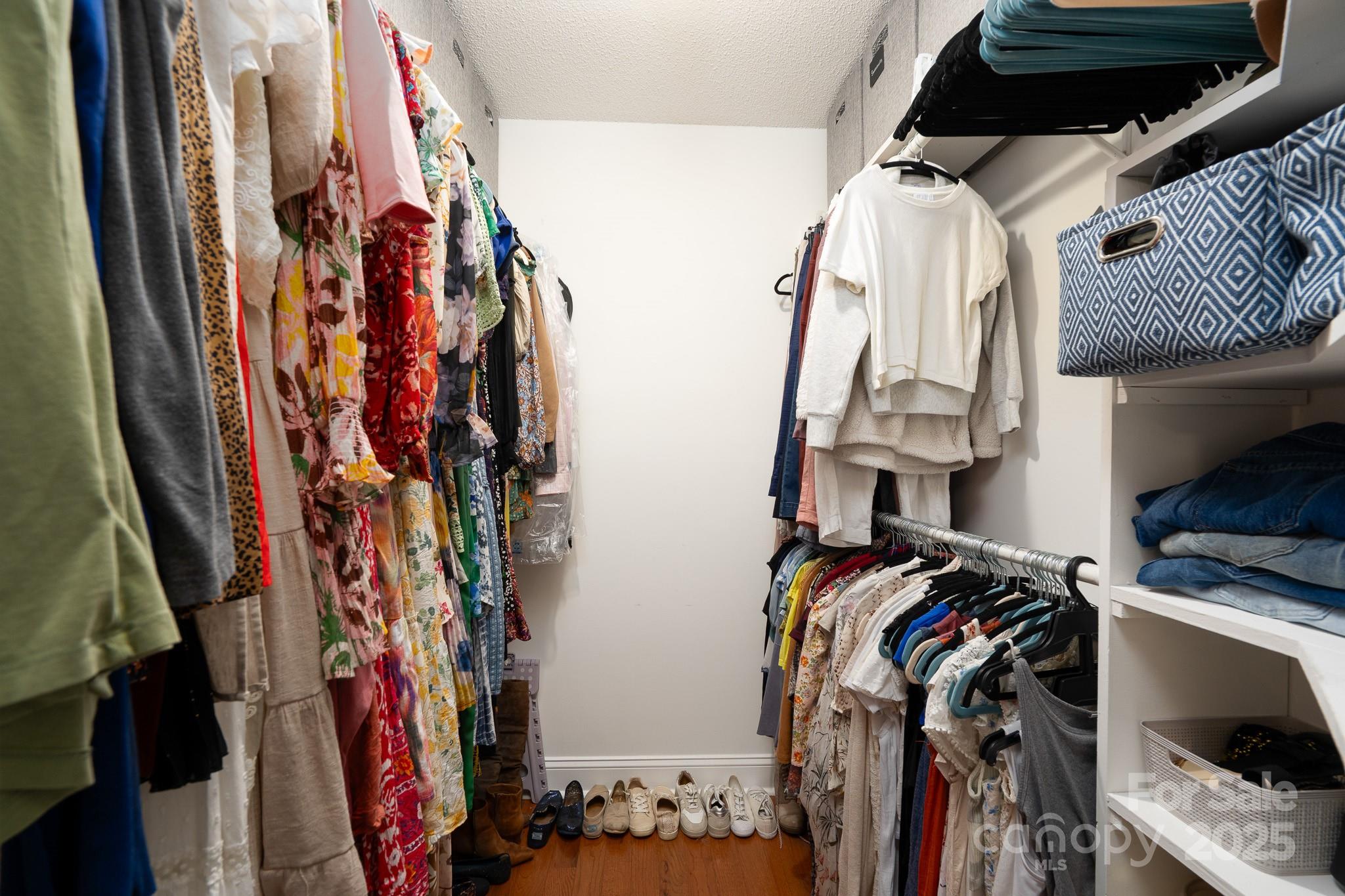 Tega Cay - Residential