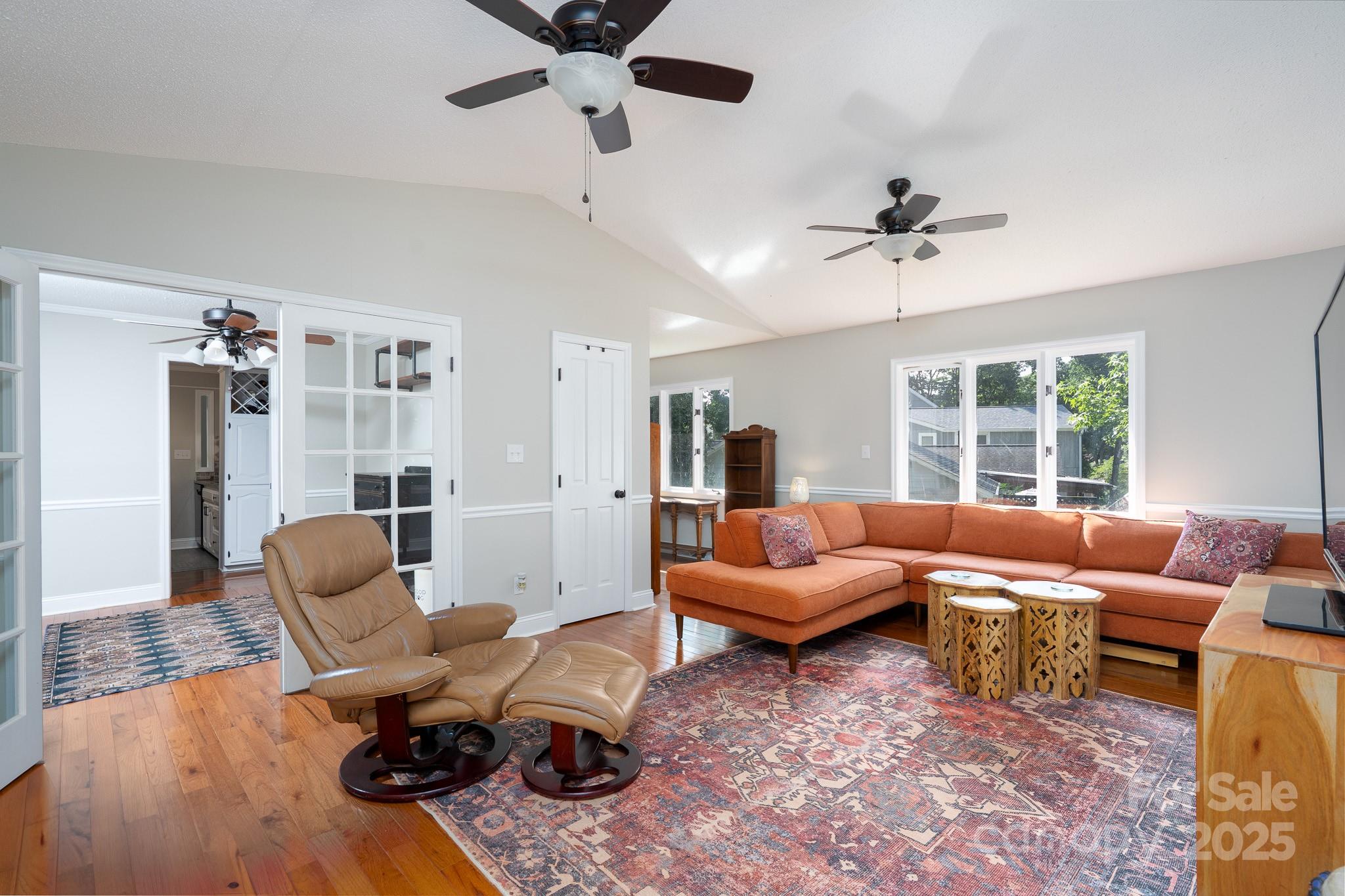 Tega Cay - Residential