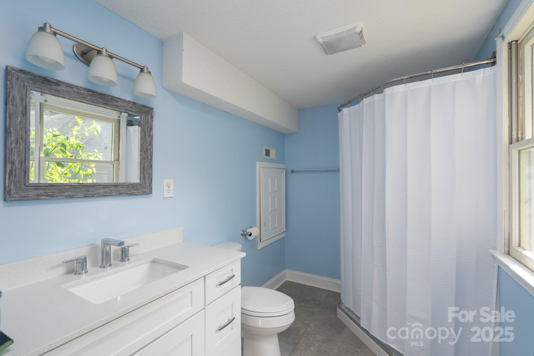 Tega Cay - Residential