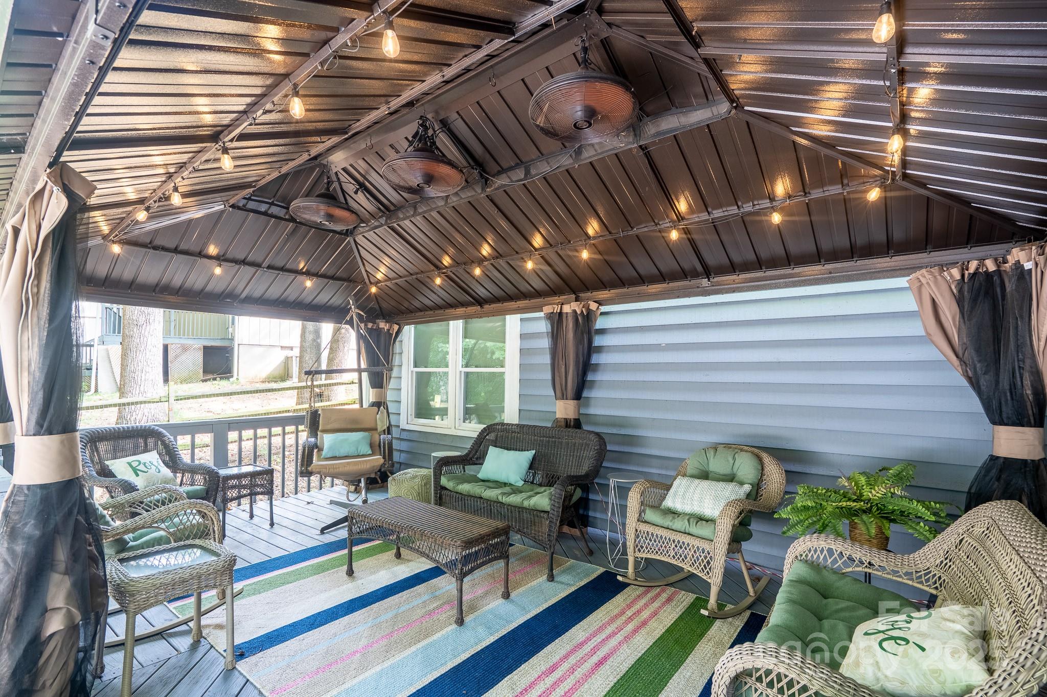 Tega Cay - Residential