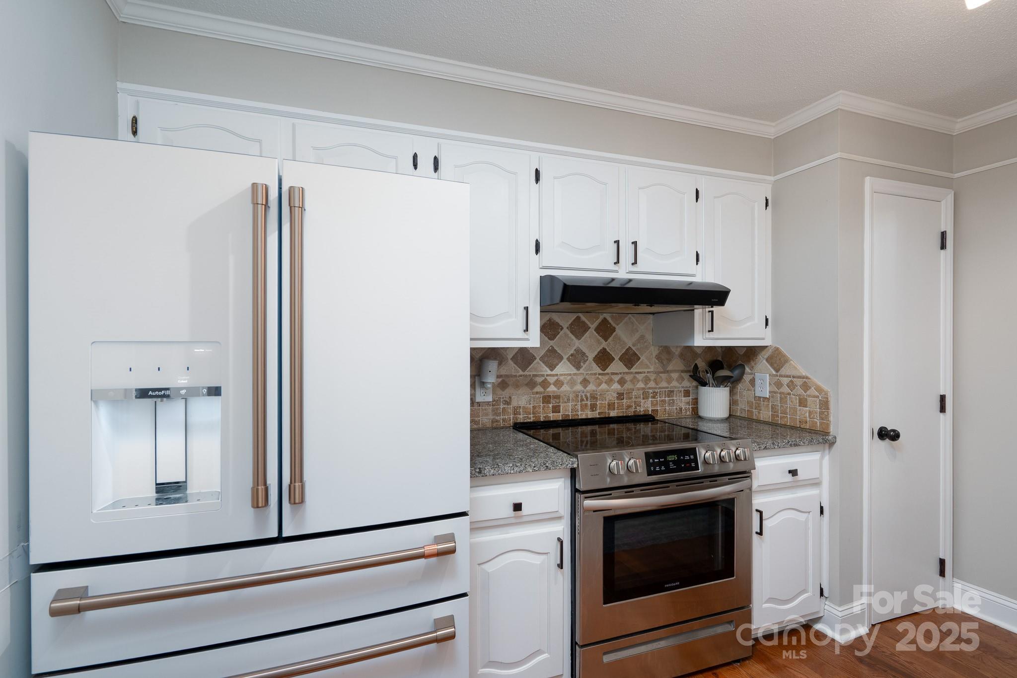 Tega Cay - Residential