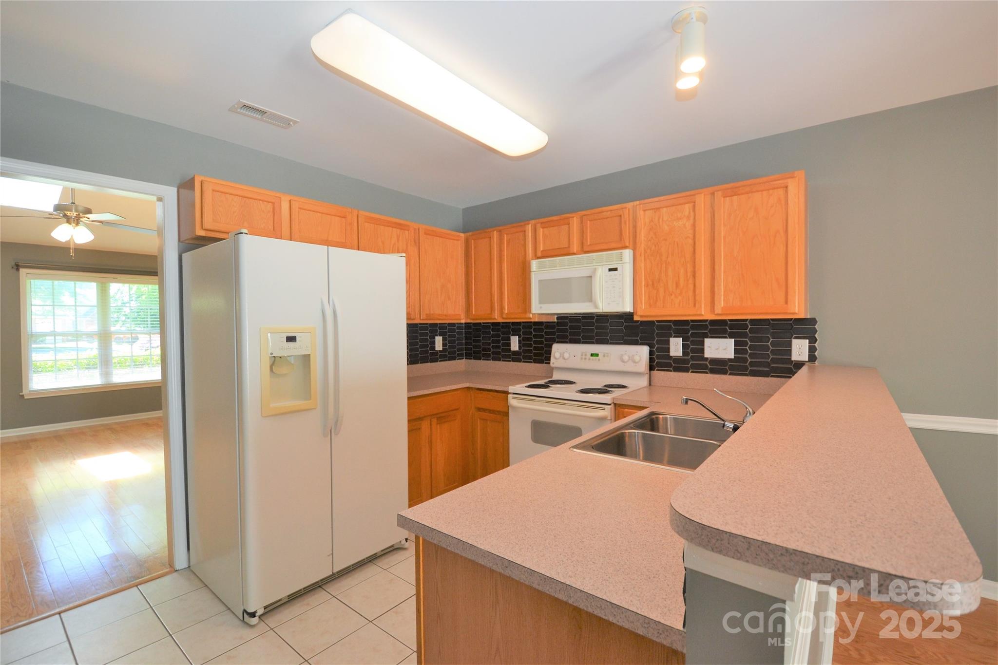 Autumn Woods - Residential Lease