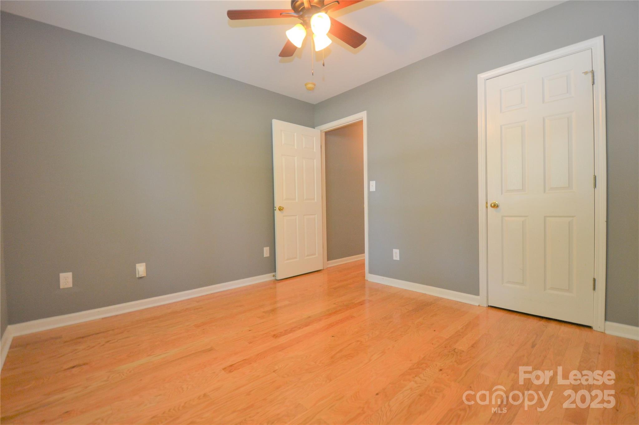 Autumn Woods - Residential Lease