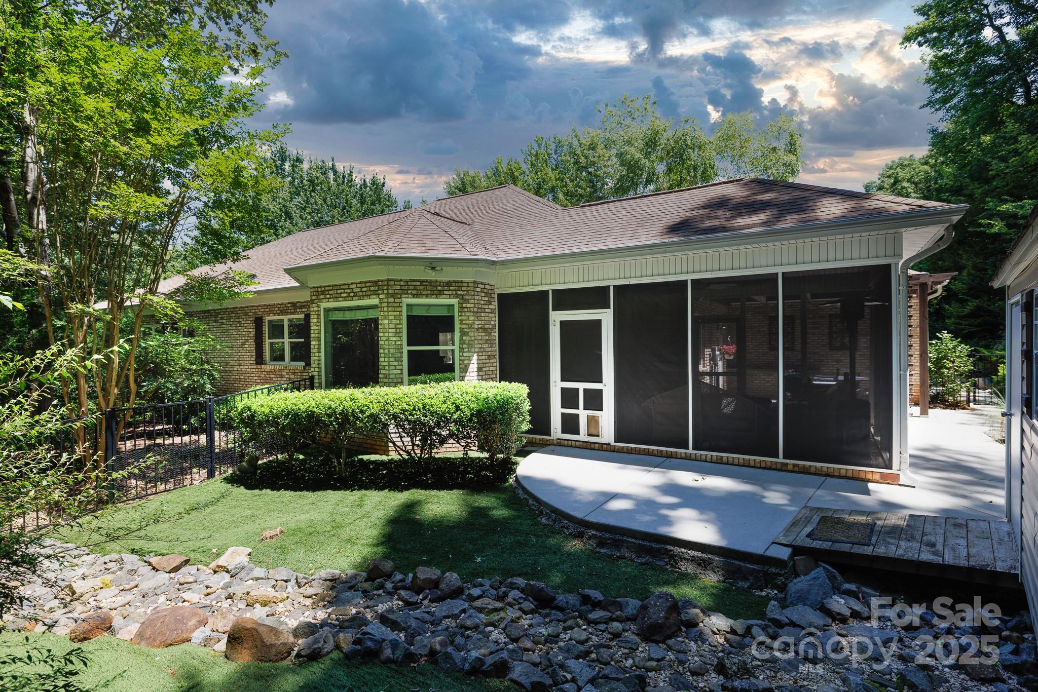 Downing Place - Residential