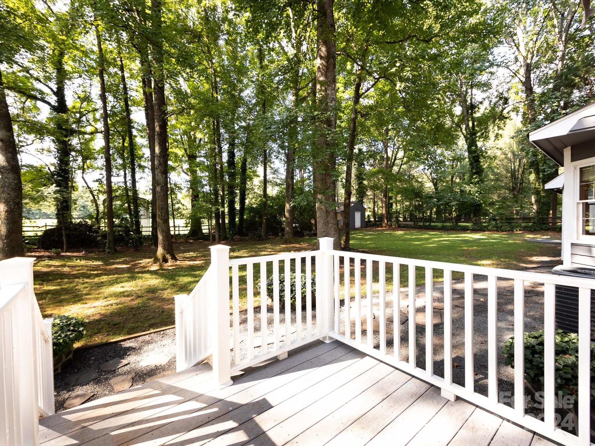 Rocky River Run - Residential