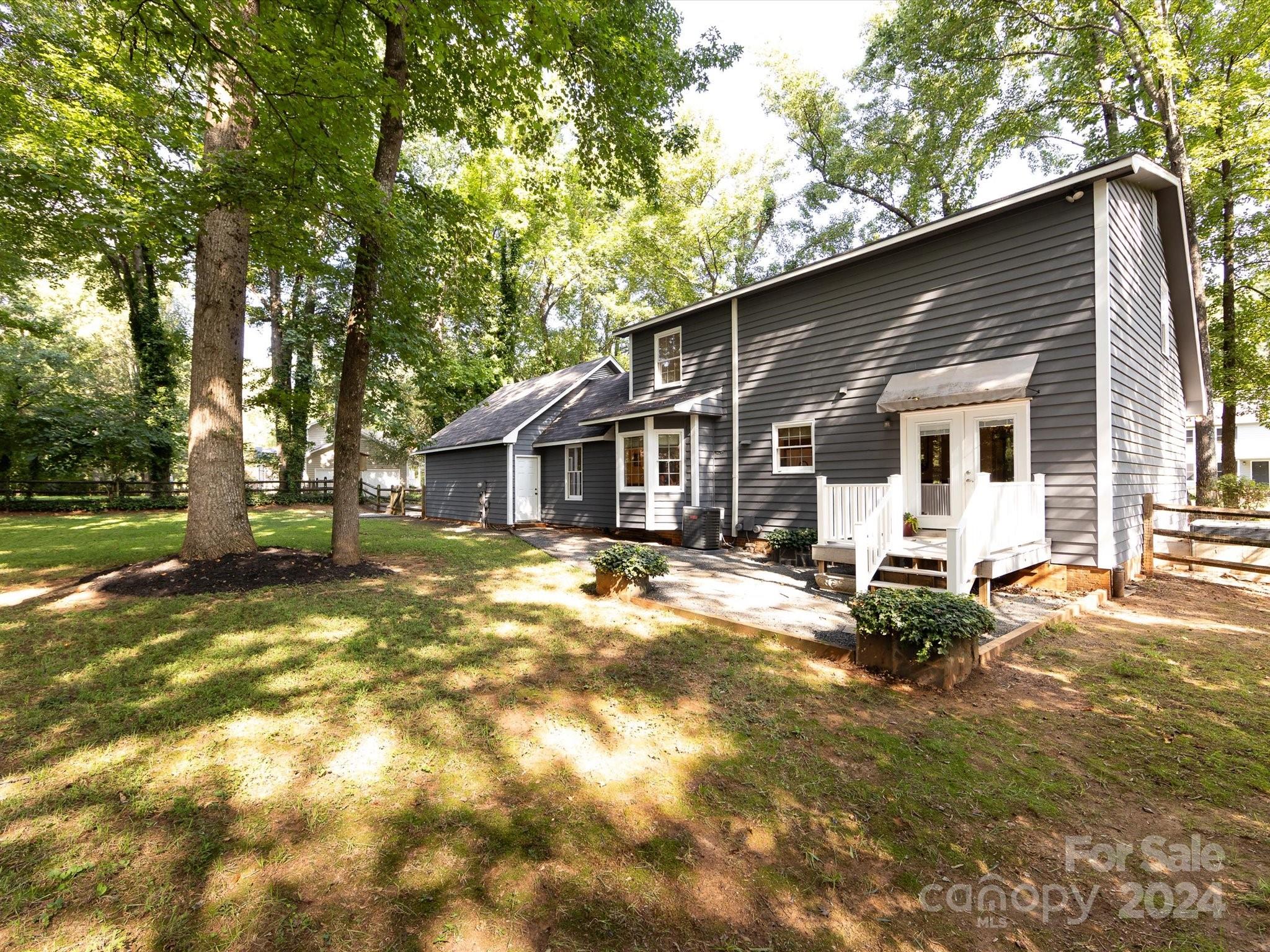 Rocky River Run - Residential