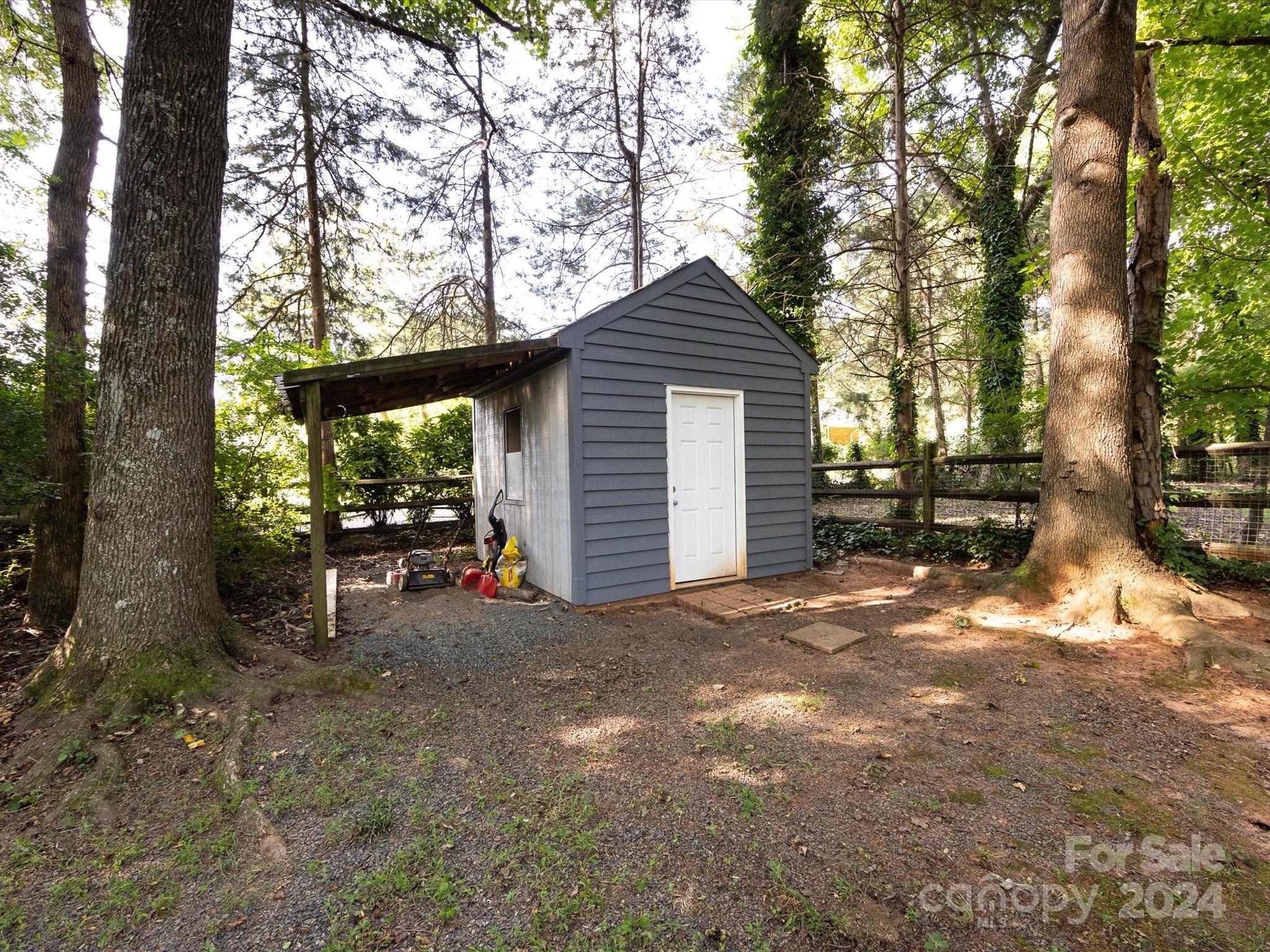 Rocky River Run - Residential