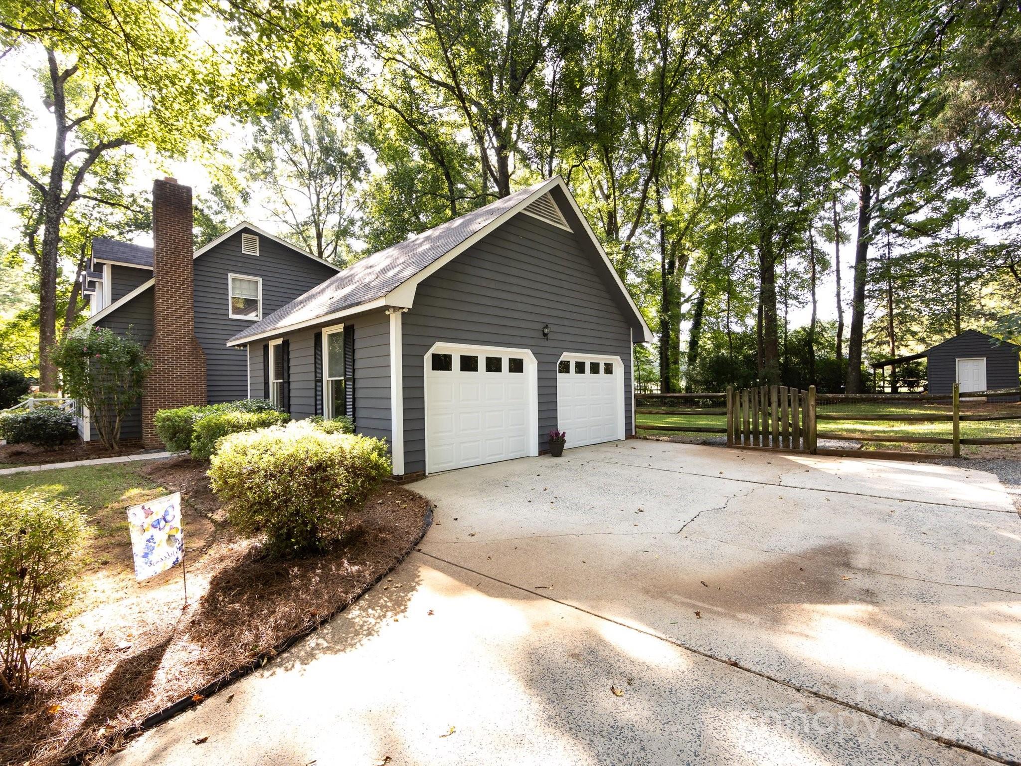 Rocky River Run - Residential